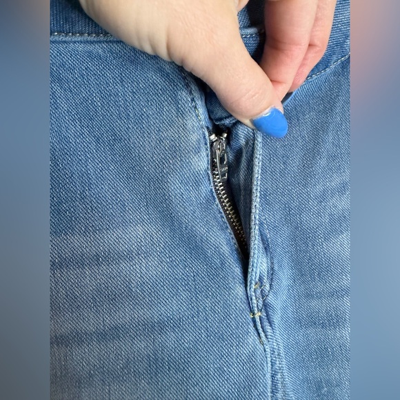 *SOLD* - Picture 8 of 9